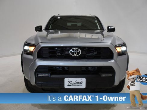 Certified 2025 Toyota 4Runner TRD Off-Road Premium image 2