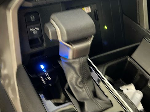 Used 2024 Toyota Sequoia Limited w/ Tow Technology Package AWD/4WD image 24