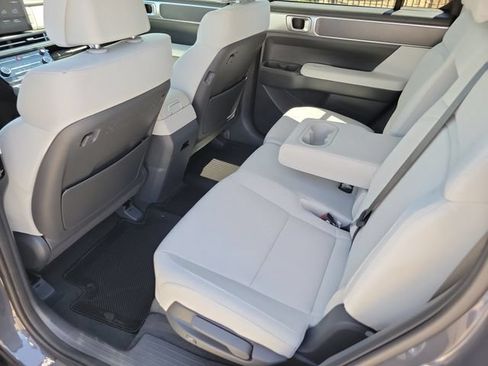 New 2027 Hyundai Santa Fe SE FWD image 23