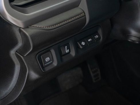 Used 2023 GMC Acadia AT4 w/ Technology Package AWD/4WD image 23