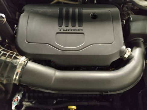 Used 2021 Chevrolet Blazer LT AWD/4WD image 30