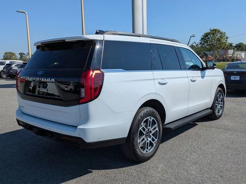 Certified 2024 Ford Maverick Tremor w/ Tremor Off-Road Package image 4