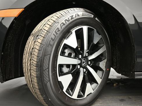 Certified 2026 Honda Odyssey EX-L image 41