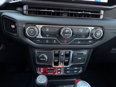 New 2026 Jeep Wrangler Unlimited Rubicon image 21