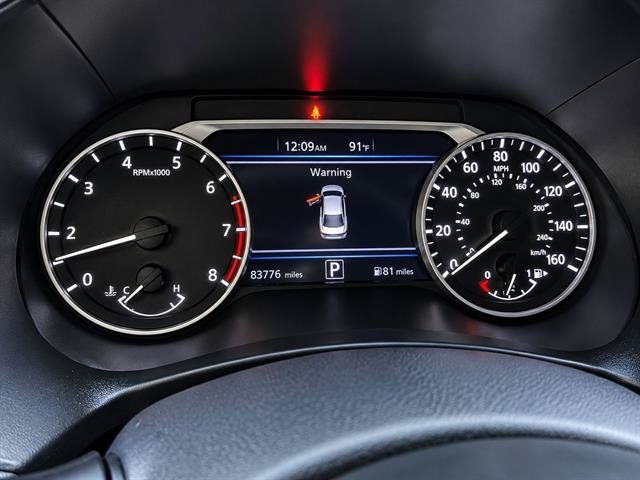 Used 2023 Nissan Sentra SR w/ Trunk Package FWD image 19