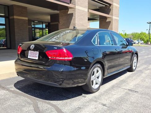 Used 2015 Volkswagen Passat 1.8T Limited Edition FWD image 6
