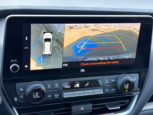 Used 2025 Toyota Grand Highlander AWD image 21