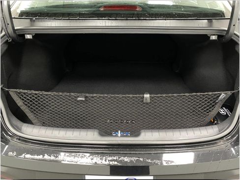 New 2026 Hyundai Elantra SE image 5