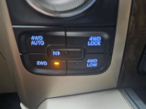 Used 2016 RAM 1500 Laramie Longhorn w/ Convenience Group AWD/4WD image 36