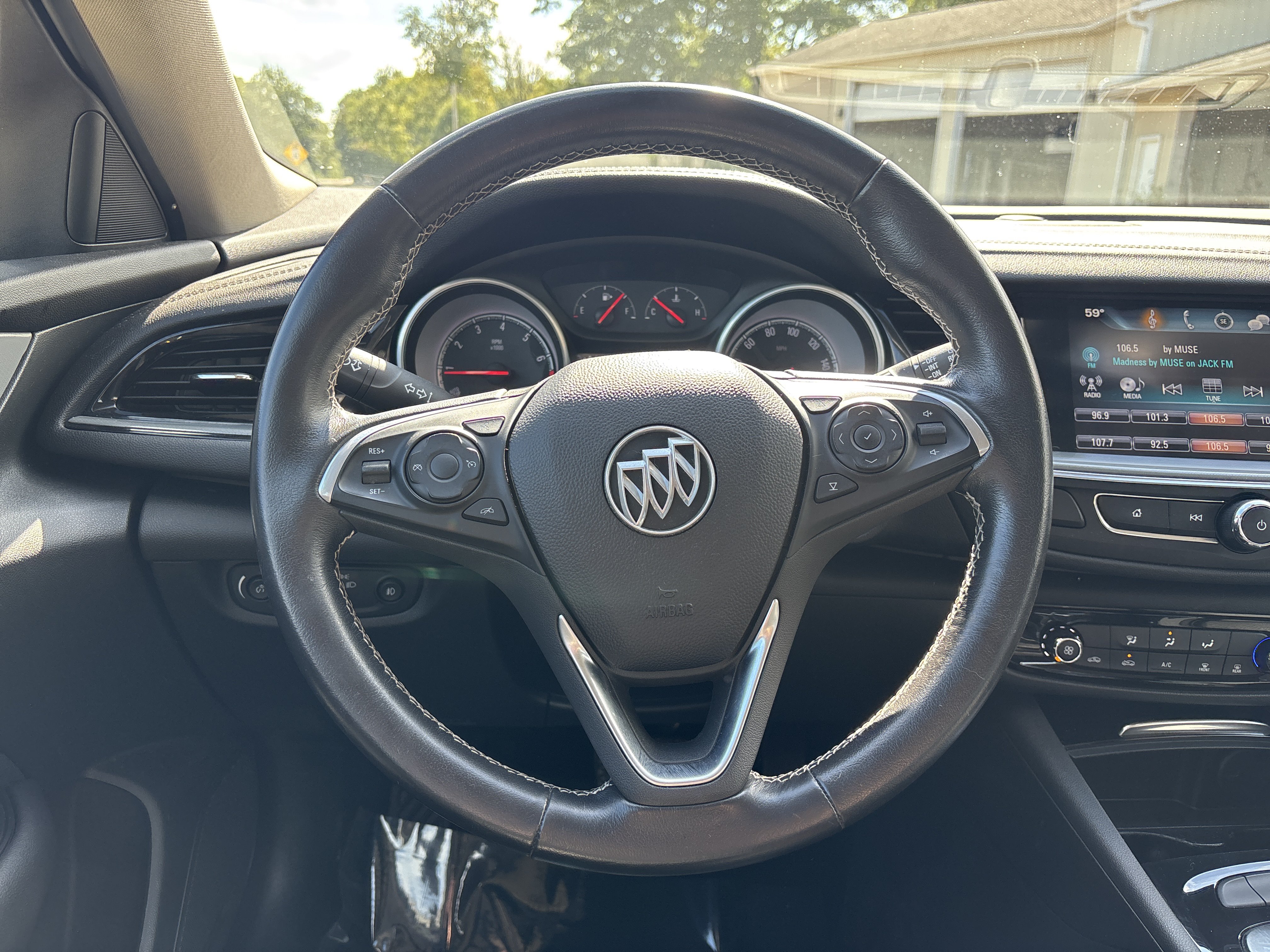 Used 2018 Buick Regal Preferred w/ Sights and Sounds Package AWD/4WD image 26