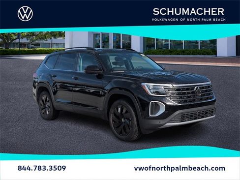 New 2026 Volkswagen Atlas SE w/ Panoramic Sunroof Package image 1