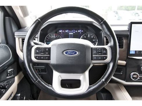 Used 2022 Ford Expedition Max Limited RWD image 14
