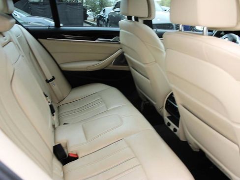 Used 2018 BMW M550i xDrive AWD/4WD image 19