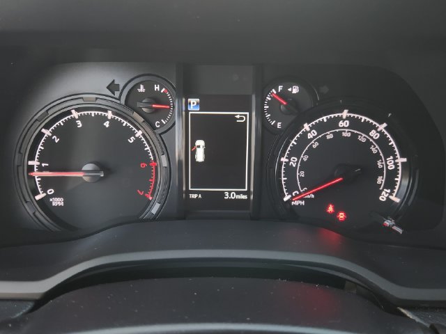 Used 2024 Toyota 4Runner SR5 Premium w/ Moonroof Package AWD/4WD image 17
