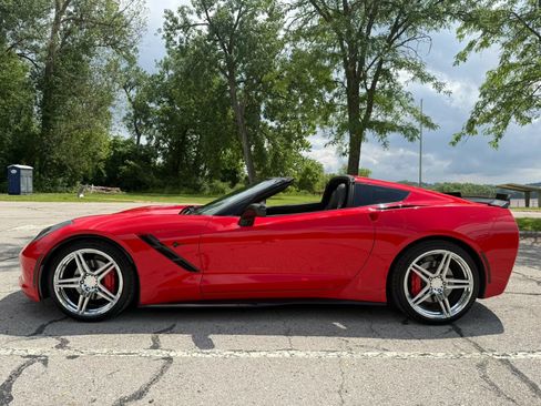 Used 2016 Chevrolet Corvette Stingray Coupe w/ Carbon Flash Badge Package RWD image 8