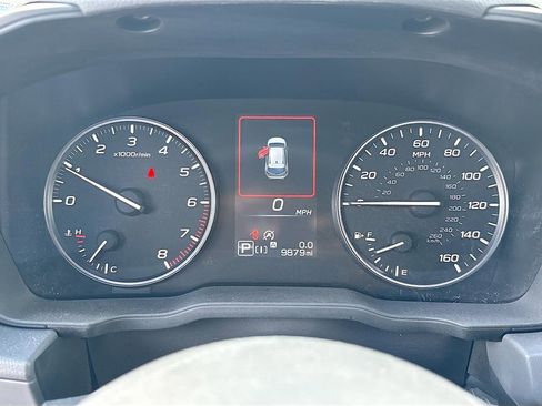 Used 2025 Subaru Crosstrek 2.0i Premium image 12