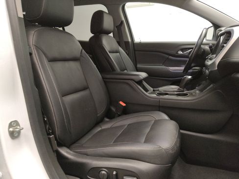 Used 2019 GMC Acadia SLT image 21