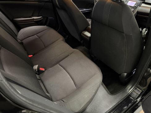 Used 2018 Honda Civic Sport image 22