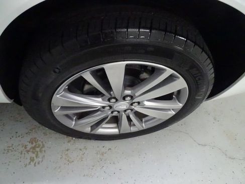 Used 2023 Cadillac XT6 Premium Luxury w/ Technology Package AWD/4WD image 30