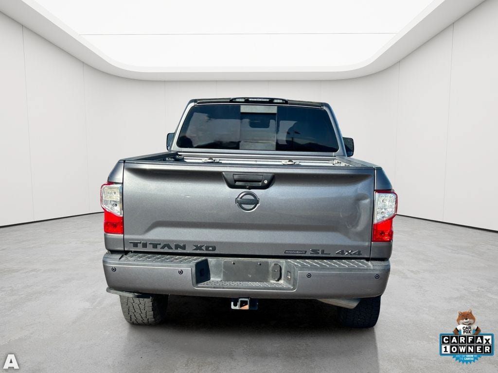 Used 2019 Nissan Titan SL w/ Midnight Edition AWD/4WD image 9