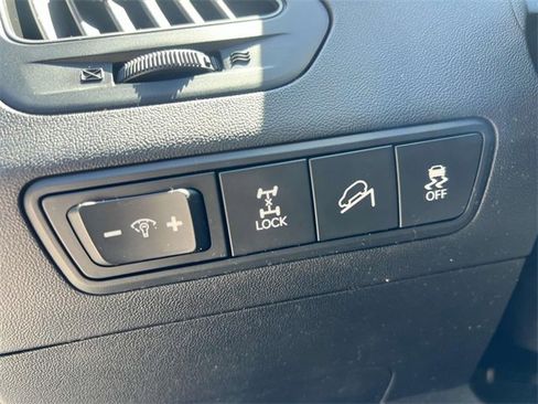 Used 2015 Hyundai Tucson SE image 20