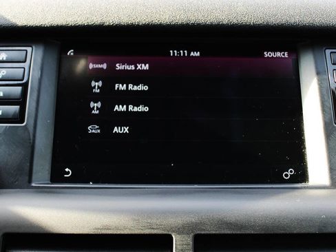 Used 2018 Land Rover Discovery Sport HSE image 24