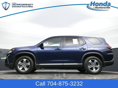 Used 2025 Honda Pilot EX-L image 44