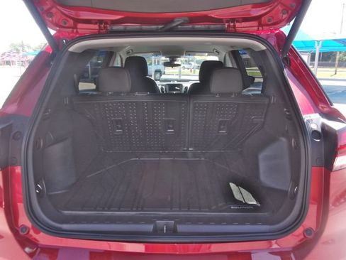 Used 2024 Chevrolet Equinox LT w/ LPO, Floor Liner Package FWD image 28