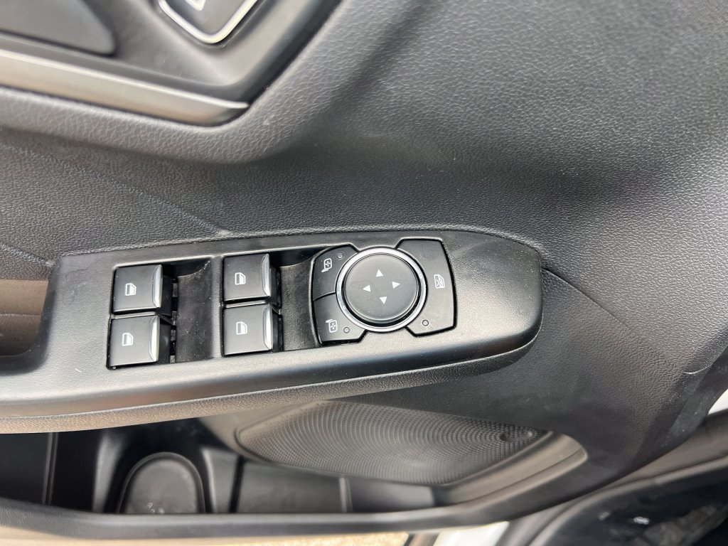 Used 2025 Ford Escape Active FWD image 23