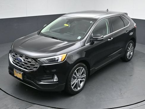 Certified 2024 Ford Edge Titanium AWD/4WD image 45