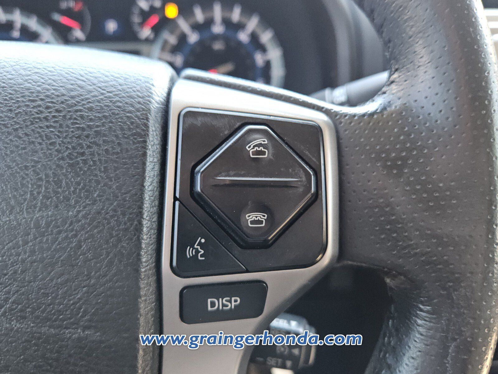 Used 2018 Toyota 4Runner SR5 Premium RWD image 20