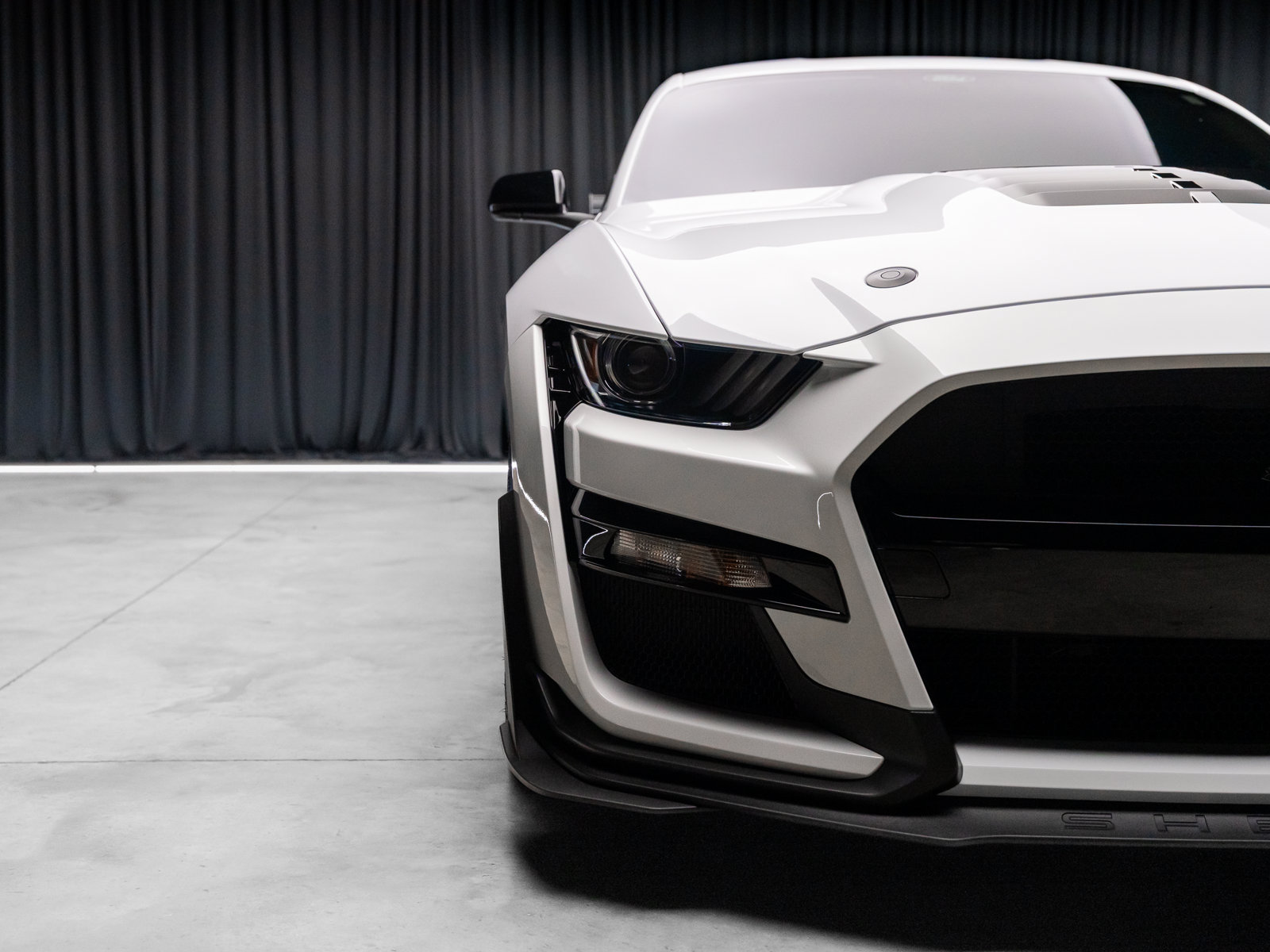 Used 2021 Ford Mustang Shelby GT500 w/ Carbon Fiber Track Pack RWD image 18