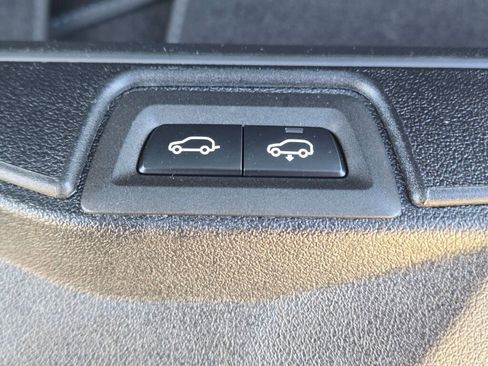 Used 2023 BMW X7 xDrive40i image 27