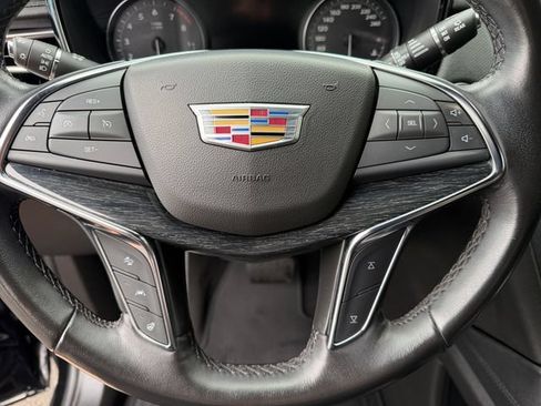 Used 2022 Cadillac XT5 Premium Luxury w/ Technology Package AWD/4WD image 22