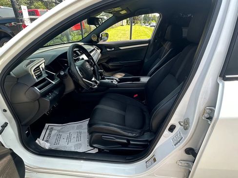 Used 2019 Honda Civic Sport image 19