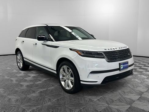 Used 2026 Land Rover Range Rover Velar S AWD/4WD image 3