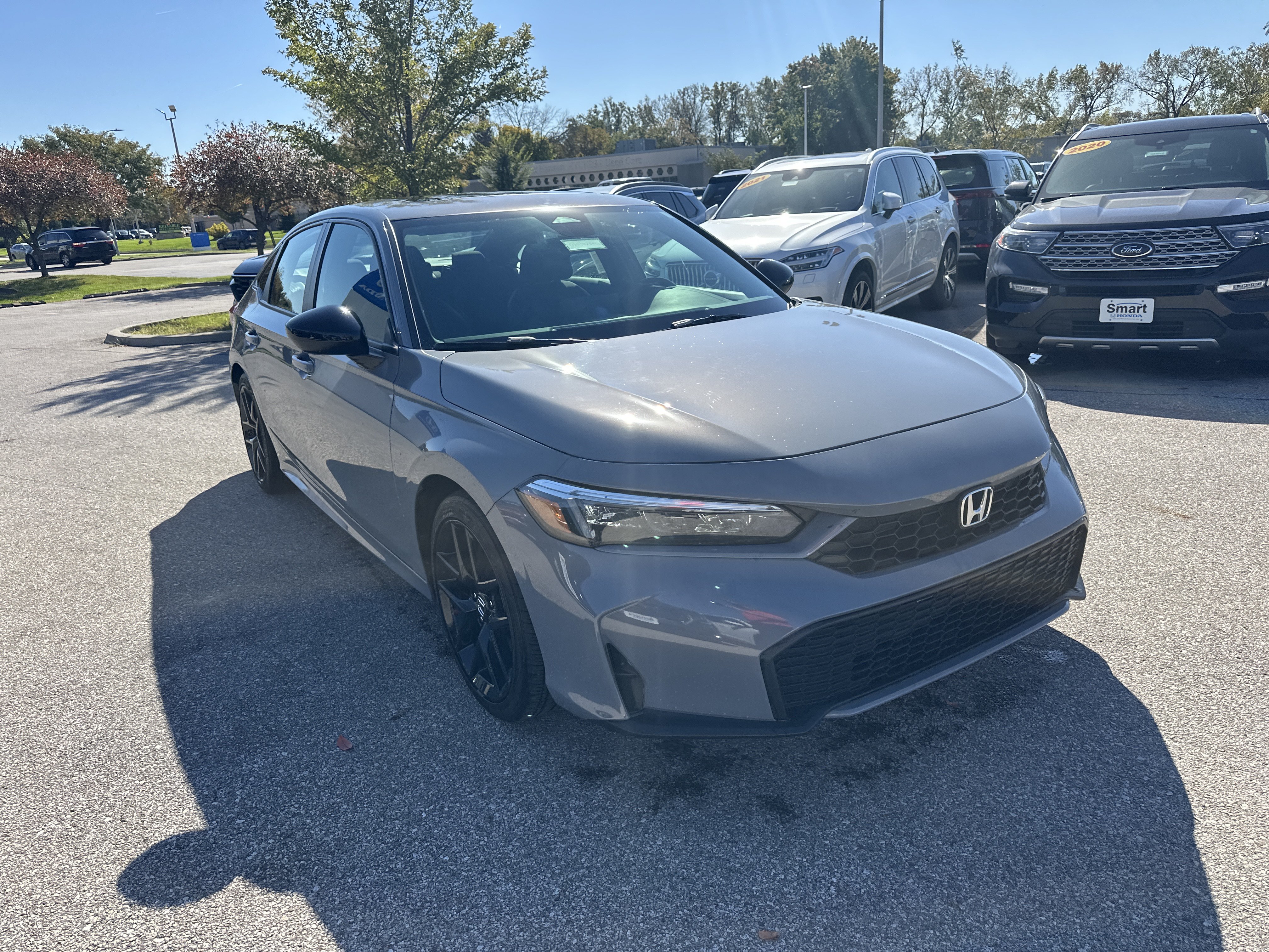 Used 2025 Honda Civic Sport Touring image 2