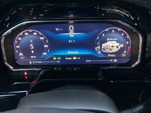 New 2025 Chevrolet Silverado 3500 LT w/ Convenience Package image 13