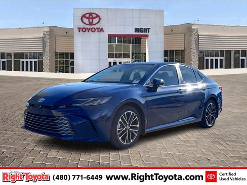 Used 2026 Toyota Camry XLE image 1