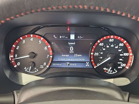 Used 2023 Nissan Frontier PRO-4X w/ Technology Package AWD/4WD image 15