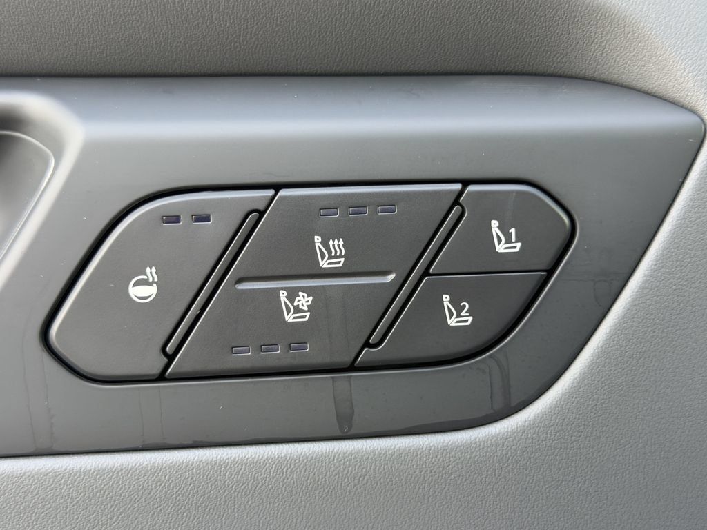 New 2026 Kia EV9 Wind AWD/4WD image 22