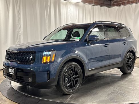 Certified 2025 Kia Telluride SX Prestige X-Line AWD/4WD image 1
