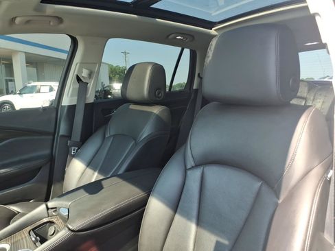 Used 2020 Buick Envision Essence w/ Experience Buick Package FWD image 18