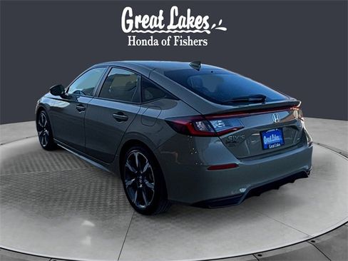 Used 2025 Honda Civic Sport Touring image 3