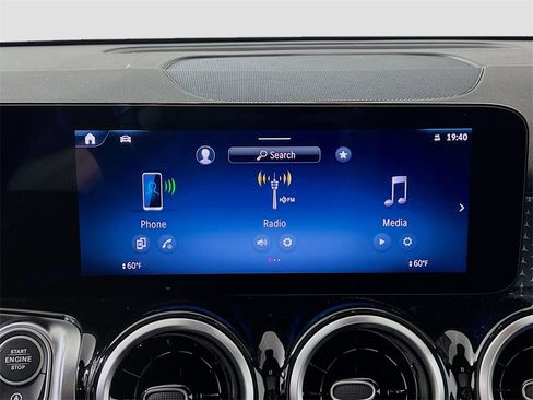 New 2026 Mercedes-Benz GLB 250 4MATIC image 16