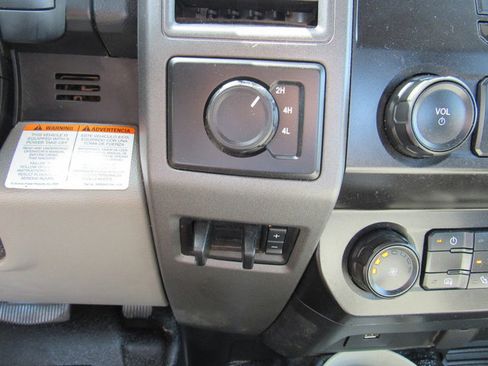 Used 2021 Ford F550 4x4 Regular Cab Super Duty image 43