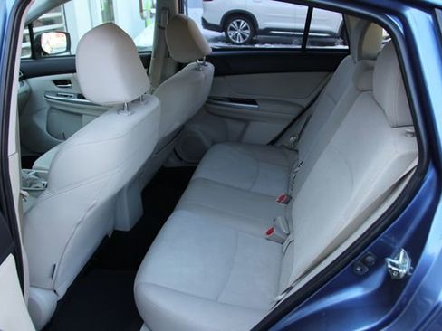 Used 2015 Subaru Crosstrek 2.0i Premium image 27