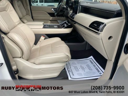 Used 2019 Lincoln Navigator L Reserve AWD/4WD image 37
