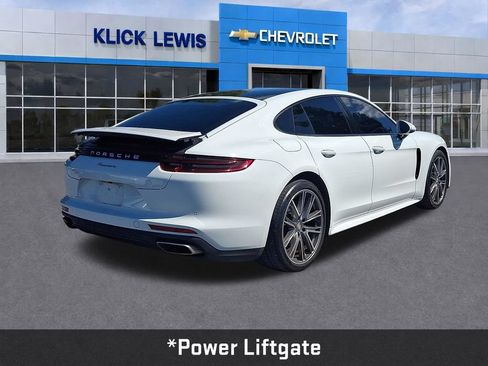 Used 2019 Porsche Panamera RWD image 8