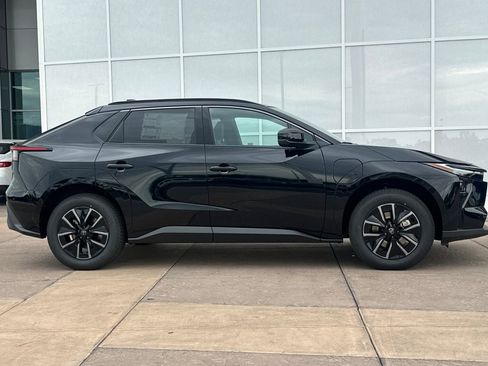 New 2026 Toyota bZ FWD image 3